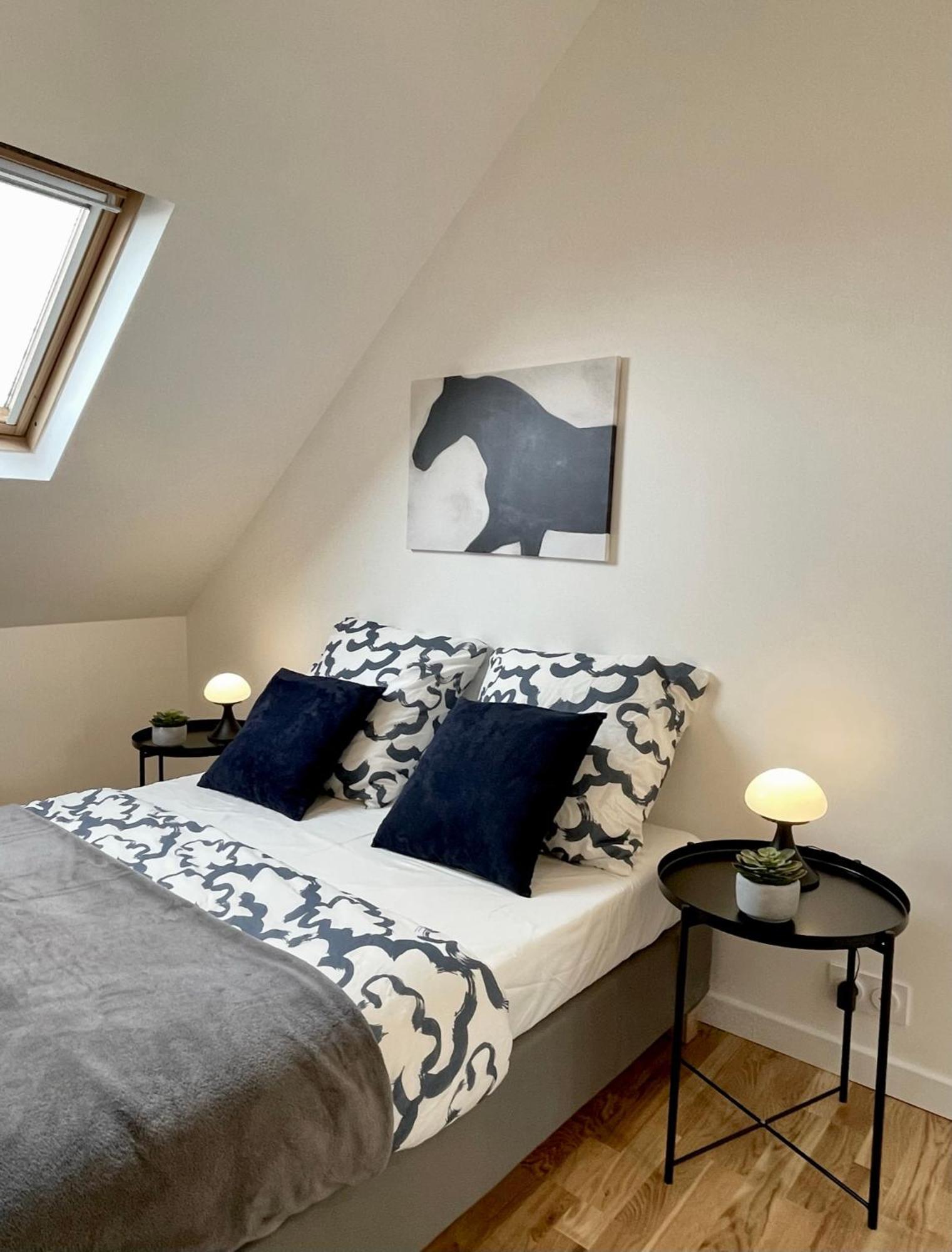 Appartement Dans Une Maison Cosy Chartres Exterior foto